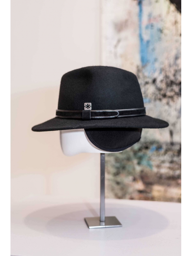 Fedora skrybėlė